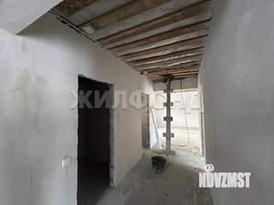 Дом 186м&sup2;, 2-этажный, участок 9 сот.  