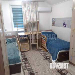 Дом 61м&sup2;, 2-этажный, участок 2 сот.  