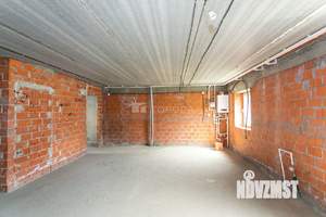 Дом 197м², 3-этажный, участок 7 сот.  