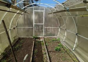 Дом 30м&sup2;, 2-этажный, участок 4 сот.  