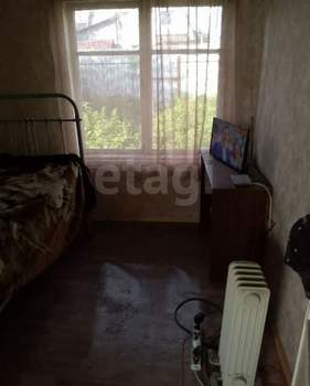 Дом 42м&sup2;, 2-этажный, участок 6 сот.  