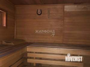 Дом 199м², 3-этажный, участок 10 сот.  