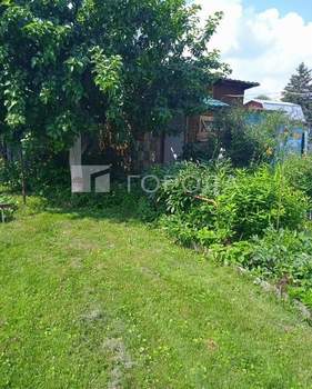 Дом 30м&sup2;, 2-этажный, участок 10 сот.  