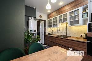 Дом 80м&sup2;, 2-этажный, участок 3 сот.  