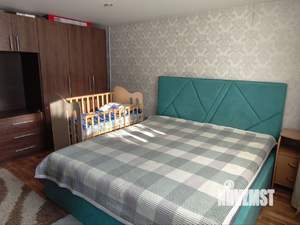 Дом 180м&sup2;, 1-этажный, участок 7 сот.  