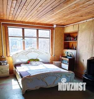 Дом 50м&sup2;, 2-этажный, участок 5 сот.  