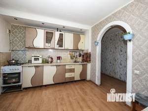 Дом 197м², 2-этажный, участок 2 сот.  
