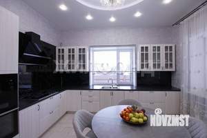 Коттедж 238м², 2-этажный, участок 9 сот.  