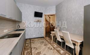 Дом 152м&sup2;, 2-этажный, участок 3 сот.  