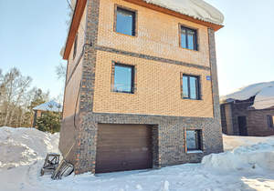 Дом 196м&sup2;, 3-этажный, участок 5 сот.  