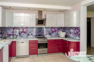 Дом 309м&sup2;, 2-этажный, участок 6 сот.  