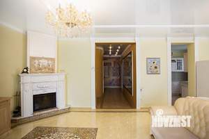 Коттедж 284м², 2-этажный, участок 15 сот.  