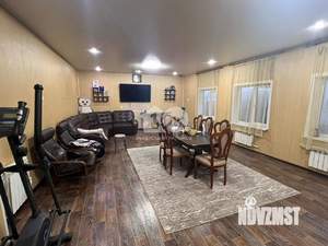 Дом 215м², 3-этажный, участок 7 сот.  