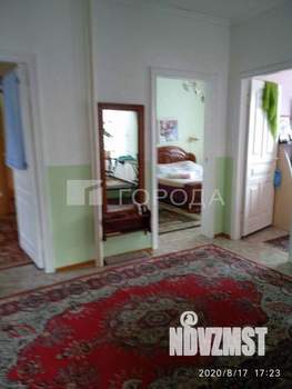 Коттедж 180м², 3-этажный, участок 10 сот.  