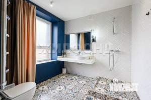 Коттедж 261м², 2-этажный, участок 6 сот.  