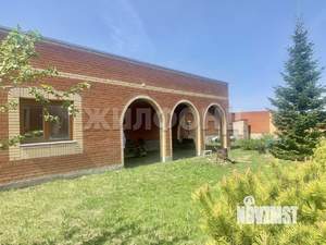 Коттедж 438м², 3-этажный, участок 10 сот.  