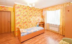 Дом 270м&sup2;, 3-этажный, участок 10 сот.  