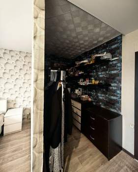 Дом 450м&sup2;, 3-этажный, участок 6 сот.  