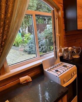 Дом 24м&sup2;, 2-этажный, участок 7 сот.  