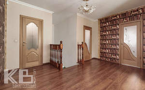 Дом 266м&sup2;, 3-этажный, участок 6 сот.  