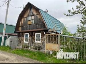 Дом 61м&sup2;, 2-этажный, участок 7 сот.  