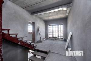 Дом 700м², 2-этажный, участок 18 сот.  