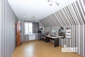 Дом 264м², 3-этажный, участок 5 сот.  
