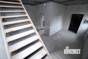 Дом 181м², 2-этажный, участок 6 сот.  