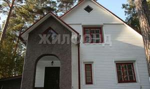 Дом 228м&sup2;, 2-этажный, участок 9 сот.  