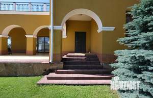 Дом 658м², 2-этажный, участок 14 сот.  