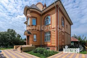 Коттедж 470м², 3-этажный, участок 5 сот.  
