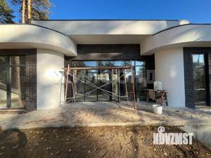 Дом 231м&sup2;, 1-этажный, участок 10 сот.  