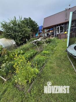 Дом 30м&sup2;, 2-этажный, участок 6 сот.  