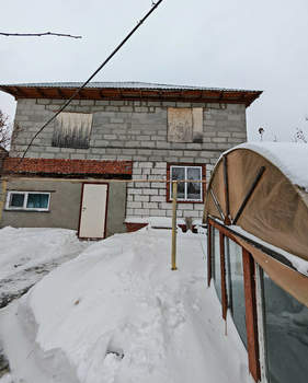 Дом 270м&sup2;, 3-этажный, участок 7 сот.  
