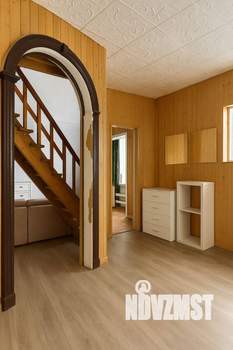 Дом 105м&sup2;, 2-этажный, участок 8 сот.  