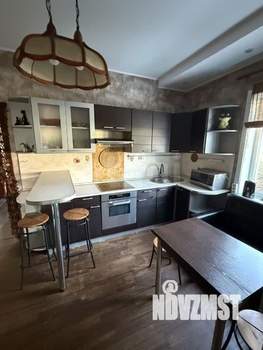 Дом 93м&sup2;, 2-этажный, участок 6 сот.  