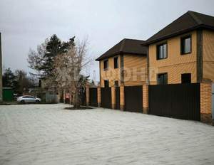 Дом 180м², 2-этажный, участок 3 сот.  