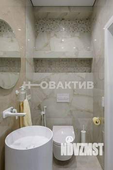 Дом 400м², 3-этажный, участок 10 сот.  