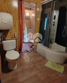 Дом 70м&sup2;, 2-этажный, участок 5 сот.  