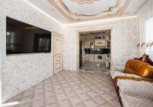 Дом 224м², 3-этажный, участок 3 сот.  