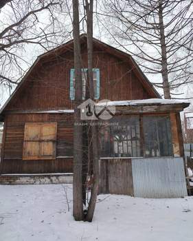 Дом 50м², 2-этажный, участок 6 сот.  