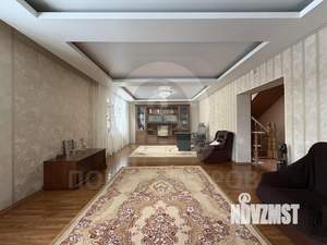 Дом 240м&sup2;, 3-этажный, участок 8 сот.  