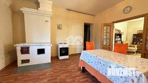 Дом 160м&sup2;, 3-этажный, участок 10 сот.  