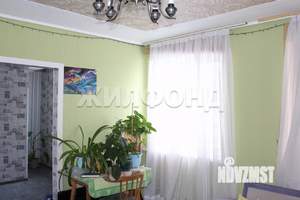Дом 73м², 2-этажный, участок 5 сот.  
