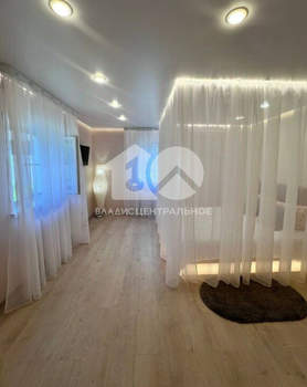 Дом 54м&sup2;, 2-этажный, участок 10 сот.  