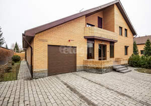 Дом 250м², 2-этажный, участок 9 сот.  