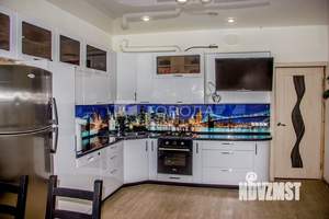 Дом 140м², 2-этажный, участок 8 сот.  