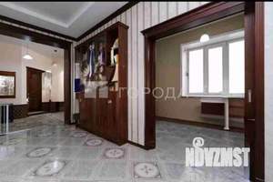 Дом 404м², 3-этажный, участок 8 сот.  