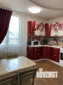 Дом 160м², 2-этажный, участок 10 сот.  