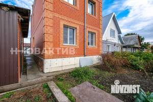 Дом 142м², 2-этажный, участок 4 сот.  